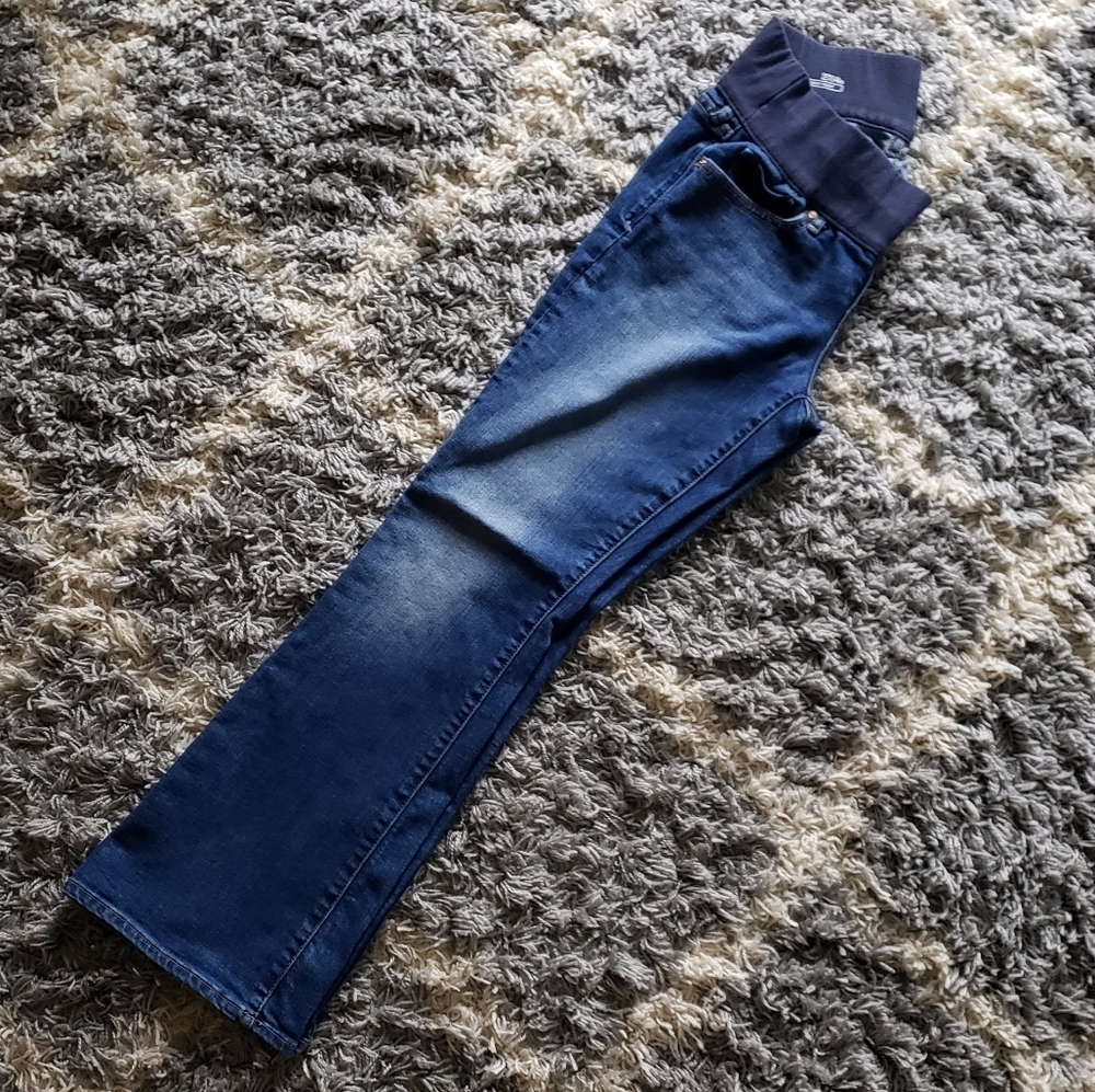 Gap Sexy Boot Cut Maternity Jeans - Picture 2 of 8